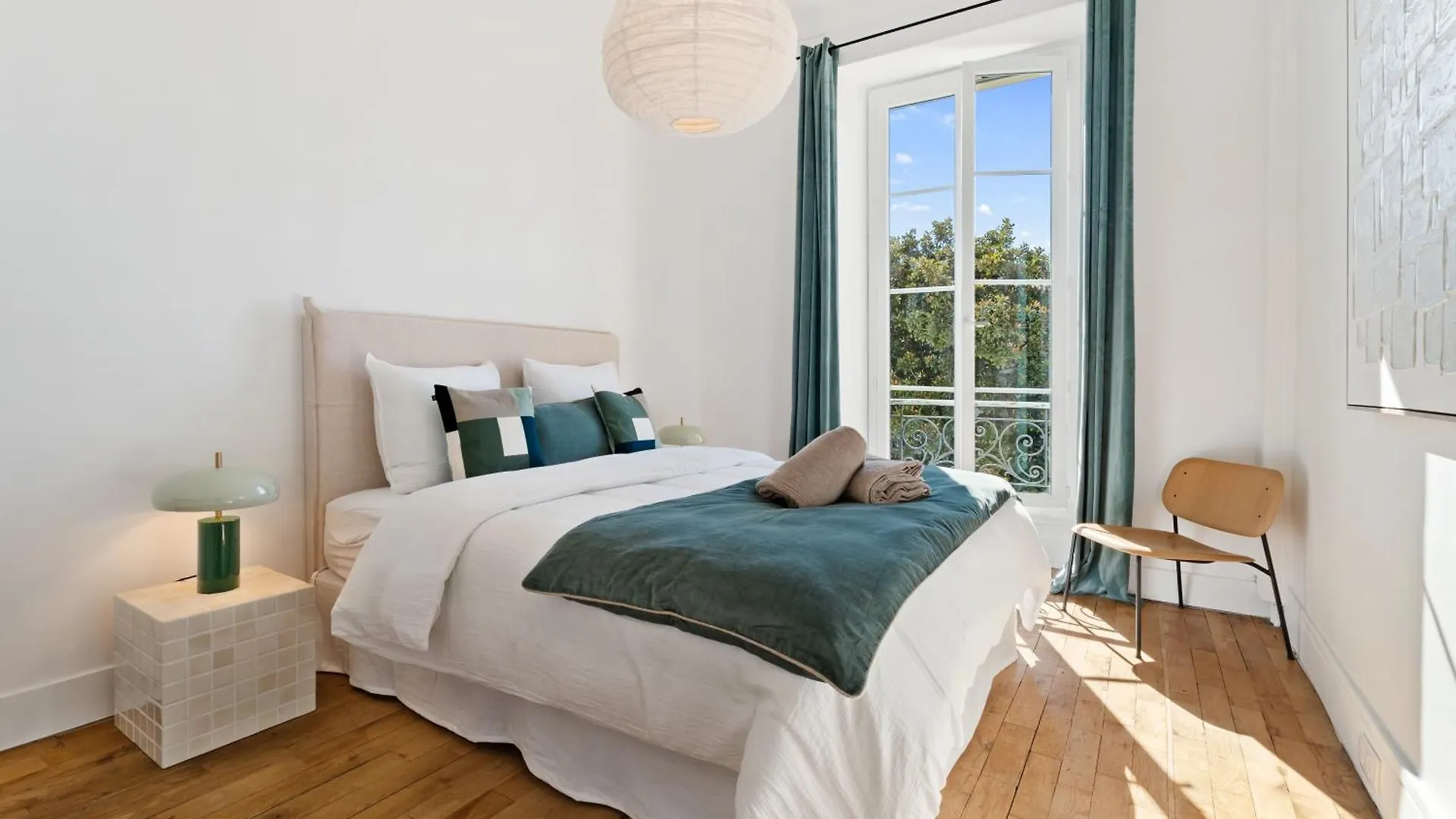 Nice Renting - Victor - Historic Palace Luxury 3 Bedrooms Parking 0*,  France