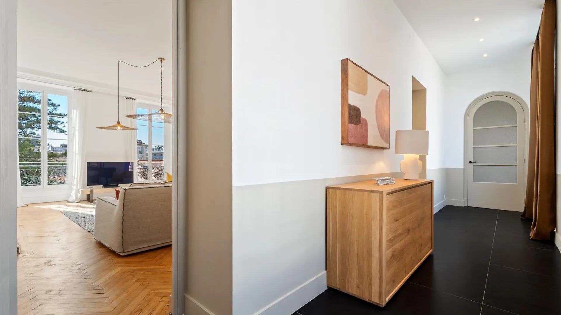 Nice Renting - Victor - Historic Palace Luxury 3 Bedrooms Parking
